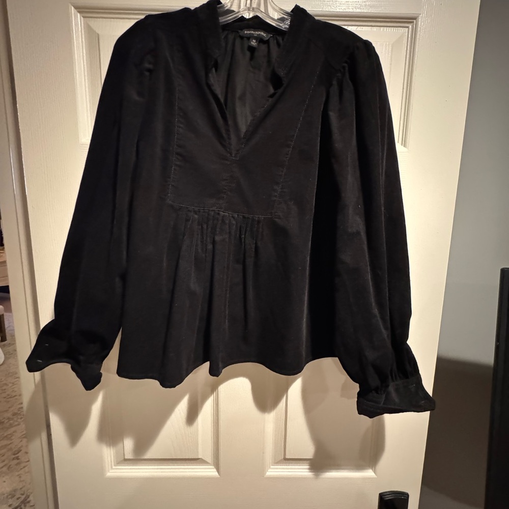 Banana Republic Elegant Black Blouse